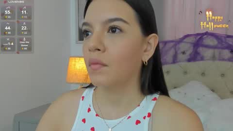 Ariana Reyes online show from 10.13.25