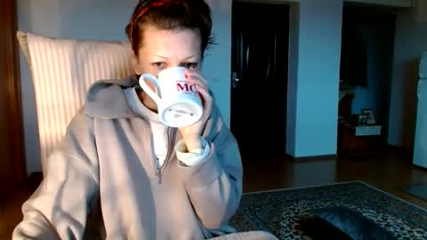 Snapshot of bebacksooon chatting on 01.03.25 Raluca online show from 01.03.25