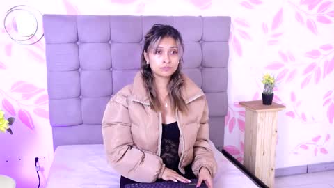 beccamilanni online show from 11.05.25