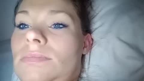 BECKY BOO  online show from 11.26.25