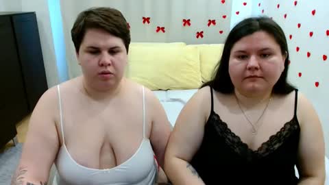 BeckyAndEllen online show from 10.17.25