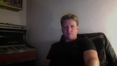 Snapshot of beefeater_7 chatting on 10.10.25 beefeater_7 online show from 10.10.25