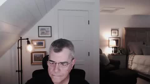 Snapshot of beeffrom603 chatting on 01.18.25 Beef online show from 01.18.25