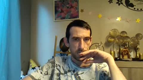 Snapshot of belgianboy33 chatting on 10.20.25 Dreamcock online show from 10.20.25