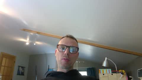 Snapshot of belgianordenary chatting on 02.18.25 belgianordenary online show from 02.18.25