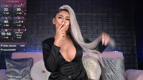 Emma  Bella online show from 01.30.25