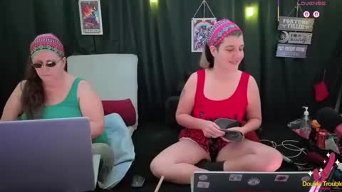 Bella James online show from 11.26.25