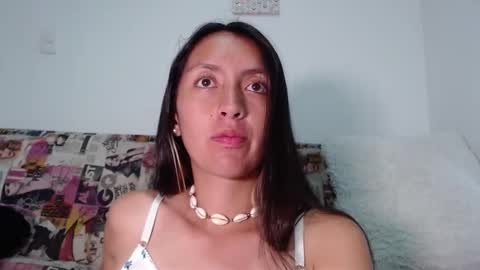 Bella Marlowe online show from 09.09.25