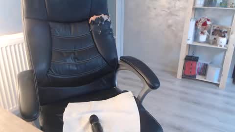      online show from 02.19.25