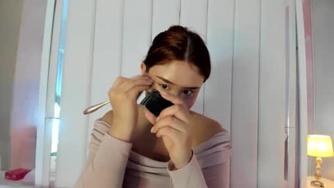 Mia online show from 10.24.25