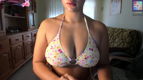 Snapshot of bella_pocahontas3 chatting on 12.30.24 bella_pocahontas3 online show from 12.30.24