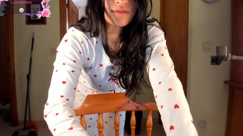 Snapshot of bella_pocahontas3 chatting on 01.22.25 bella_pocahontas3 online show from 01.22.25