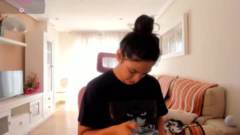 Snapshot of bella_pocahontas3 chatting on 09.15.25 bella_pocahontas3 online show from 09.15.25