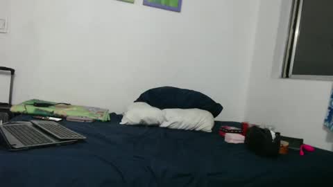 Snapshot of bellabbys8 chatting on 10.06.25 bellabbys8 online show from 10.06.25