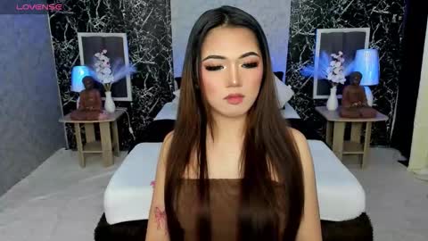 Snapshot of bellabrown_19xxx chatting on 09.14.25 Bella online show from 09.14.25