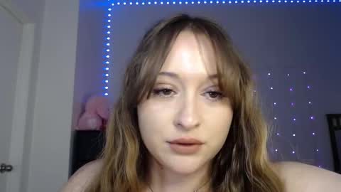 Snapshot of bellamonroee chatting on 02.07.25 Bella Monroe online show from 02.07.25