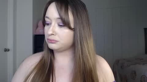 Snapshot of bellamonroee chatting on 02.28.25 Bella Monroe online show from 02.28.25