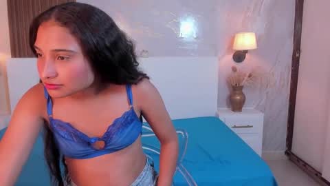 Bella online show from 09.16.25