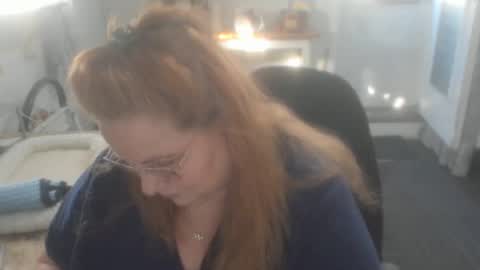 Snapshot of bellavoca chatting on 03.11.25 Bellavoca online show from 03.11.25