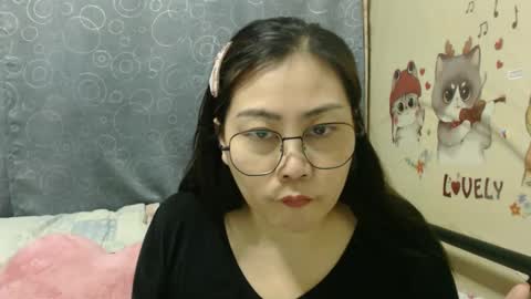 Snapshot of bellbabe chatting on 02.10.25 Bella online show from 02.10.25