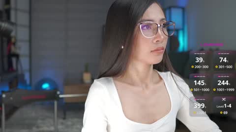 Snapshot of belle_adrienne chatting on 02.02.25 Belle Adrienne  IG  online show from 02.02.25