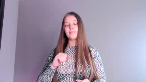 Snapshot of belvaballa chatting on 11.19.25 Kate online show from 11.19.25