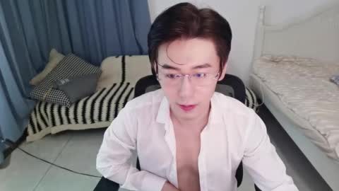 Snapshot of ben705676 chatting on 09.21.25 Ben online show from 09.21.25