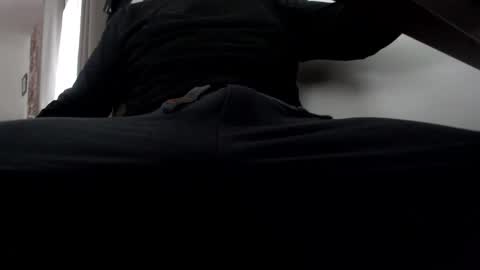 Snapshot of bencobra chatting on 02.11.25 bencobra online show from 02.11.25