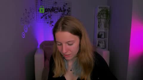 Snapshot of benny_duglas chatting on 09.30.25 Benny online show from 09.30.25