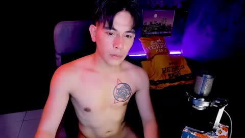 Snapshot of bentlyfuck chatting on 12.30.24 bentlyfuck online show from 12.30.24