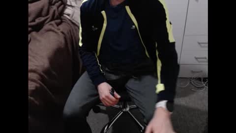 Snapshot of benwardle123 chatting on 11.04.25 READ MY BIO --- --- READ MY BIO online show from 11.04.25