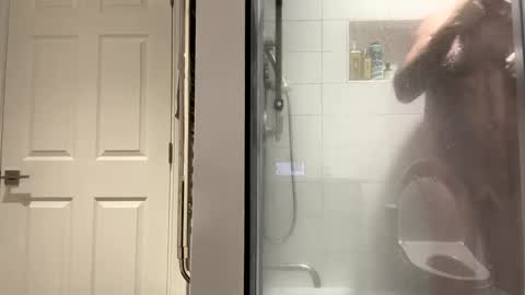 Snapshot of benz10001 chatting on 12.24.24 benz10001 online show from 12.24.24