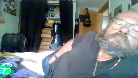 Snapshot of bergeeric1970 chatting on 09.19.25 bergeeric1970 online show from 09.19.25