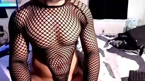 Snapshot of berriess_ chatting on 10.14.25 berriess_ online show from 10.14.25