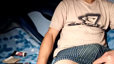 betelik7 online show from 10.21.25