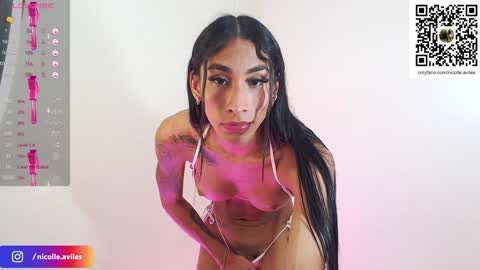 Snapshot of beuty_goddes777 chatting on 01.14.25 Nicolle Aviles online show from 01.14.25