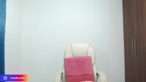 Snapshot of beuty_goddes777 chatting on 02.18.25 Nicolle Aviles online show from 02.18.25