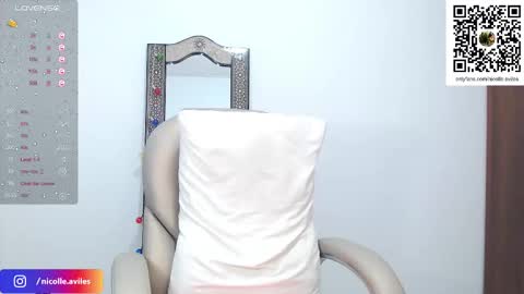 Snapshot of beuty_goddes777 chatting on 03.05.25 Nicolle Aviles online show from 03.05.25