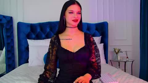 Snapshot of beverlyyork chatting on 03.02.25 Beverly online show from 03.02.25