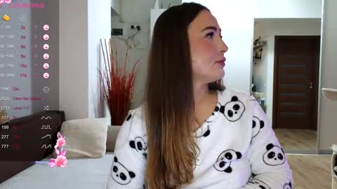   BeyonceDoll       Twitter DollBeyonce    online show from 11.26.25