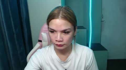 Snapshot of bheefuck52 chatting on 01.02.25 bhee52 online show from 01.02.25