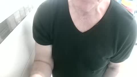 Snapshot of bi_and_more chatting on 01.29.25 Manfred online show from 01.29.25