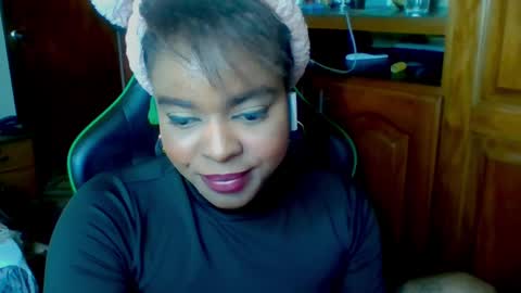 Snapshot of bianca_ebony chatting on 01.04.25 bianca ebony online show from 01.04.25