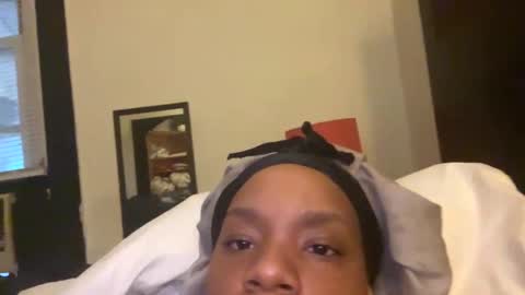 Snapshot of bibabiegirl chatting on 09.30.25 bibabiegirl online show from 09.30.25