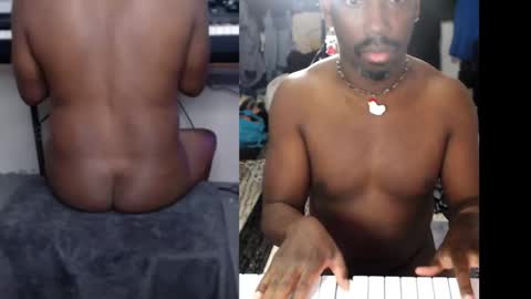 BicepsandFrot online show from 09.22.25