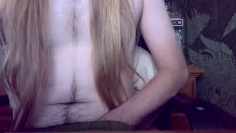 Snapshot of bicuriousmale420 chatting on 11.09.25 bicuriousmale420 online show from 11.09.25