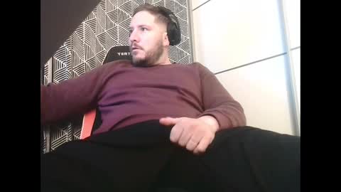 Snapshot of big_sele chatting on 02.09.25 bigbroly88 online show from 02.09.25