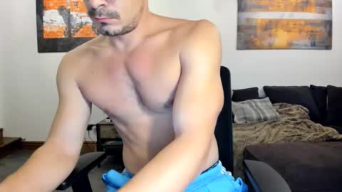 Snapshot of big_white_dick7 chatting on 10.15.25 temporarily free online show from 10.15.25