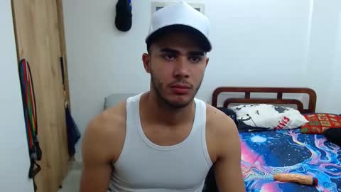 Snapshot of bigcock2815 chatting on 01.21.25 Isaac online show from 01.21.25