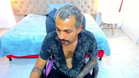 Snapshot of bigcock_hair chatting on 09.27.25 bigcock_hair online show from 09.27.25